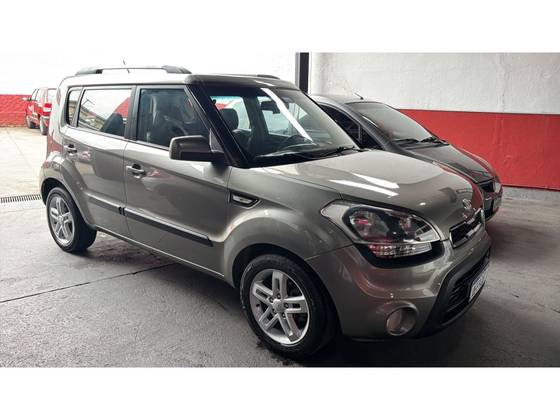 KIA SOUL 1.6 EX 16V FLEX 4P AUTOMÁTICO